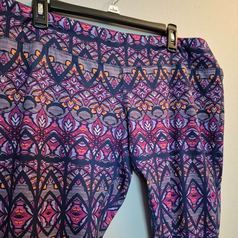 Mossimo Women's Leggings - Picture 2 of 5